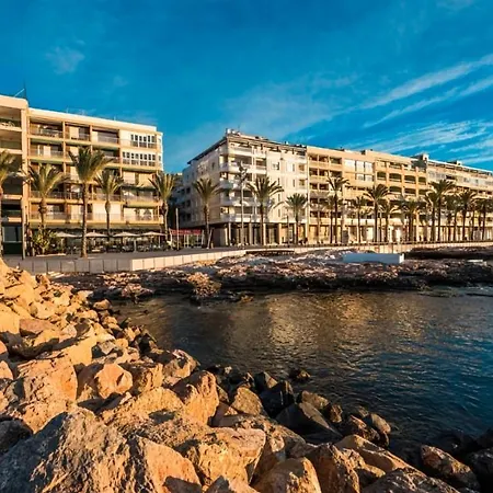 Apartment Exquisite Coastal Vista Apartment, With Balcony